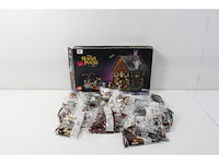 Lego disney hocus pocus: de sanderson sisters' cottage 21341 - afbeelding 2 van  3