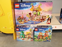 Lego disney moana 2 cacamora barge, moana's island en mini house, 3 stuks. - afbeelding 1 van  2