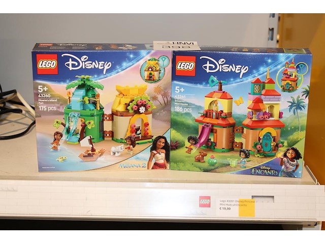 Lego disney moana 2 moana's island en mini house, 2 stuks. - afbeelding 1 van  2