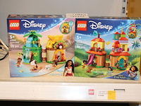 Lego disney moana 2 moana's island en mini house, 2 stuks. - afbeelding 1 van  2