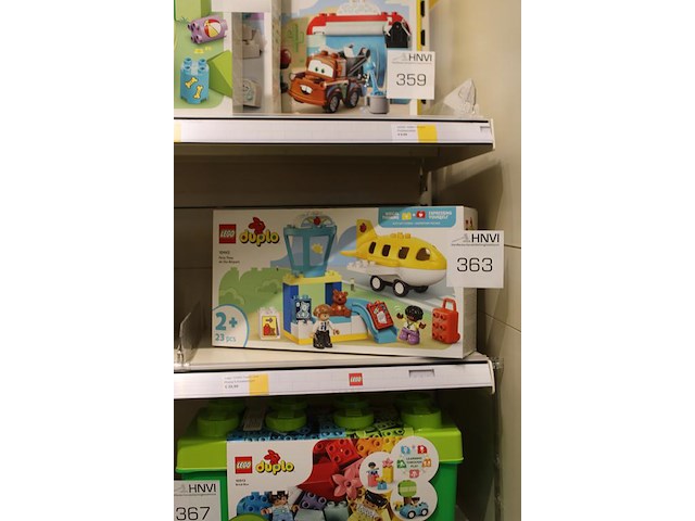 Lego duplo 2+ at the airport. - afbeelding 2 van  2