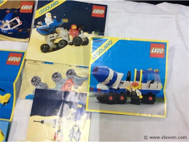 Lego instructieboekjes - afbeelding 3 van  3