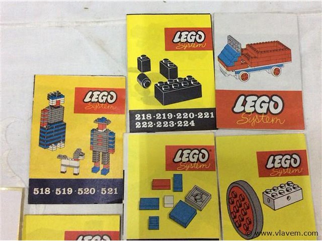 Lego instructieboekjes - afbeelding 2 van  3