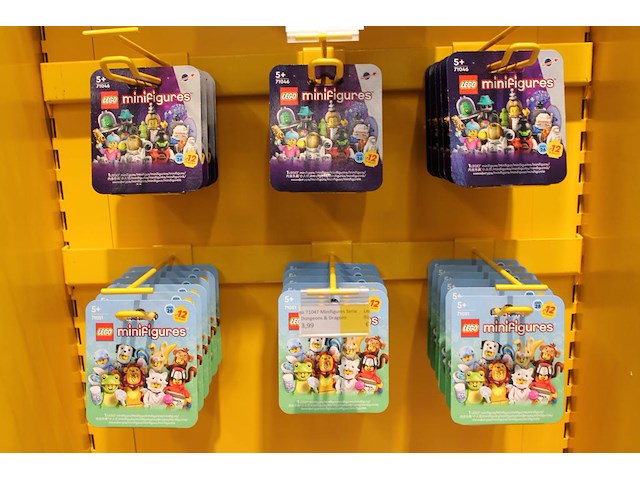 Lego minifiguurtjes 45 verpakkingen - afbeelding 3 van  3