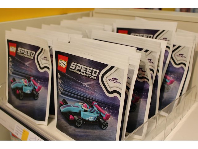 Lego speed champions academy car, 25 stuks. - afbeelding 2 van  2