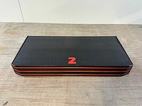 Lego technic ferrari daytona sp3 42143 educatief - afbeelding 6 van  9