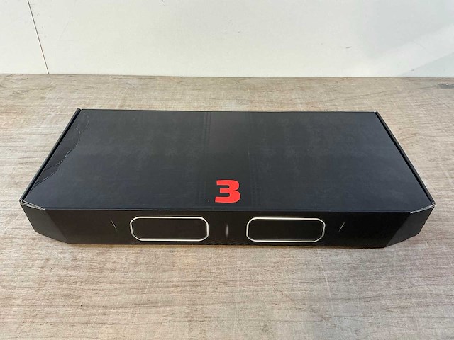 Lego technic ferrari daytona sp3 42143 educatief - afbeelding 7 van  9