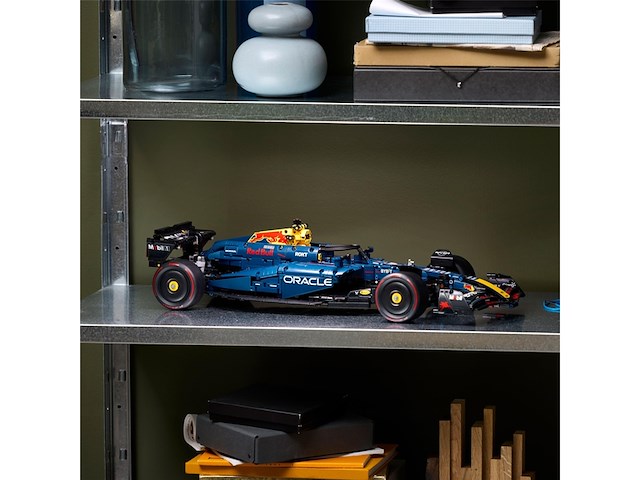 Lego technic oracle red bull racing rb20 f1 auto - afbeelding 4 van  6