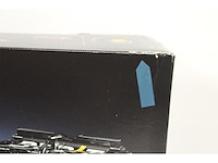 Lego technic oracle red bull racing rb20 f1 auto - afbeelding 6 van  6