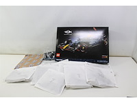 Lego technic oracle red bull racing rb20 f1 auto - afbeelding 5 van  6