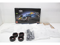 Lego technic oracle red bull racing rb20 f1 auto - afbeelding 5 van  6