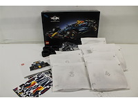 Lego technic oracle red bull racing rb20 f1 auto - afbeelding 5 van  6