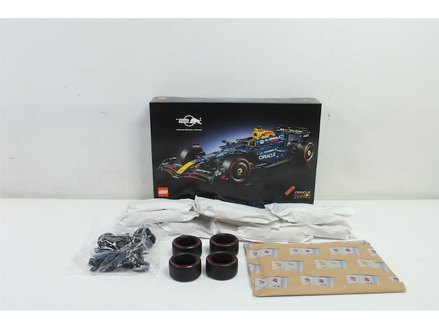 Lego technic oracle red bull racing rb20 f1 auto - afbeelding 5 van  6