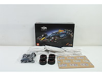 Lego technic oracle red bull racing rb20 f1 auto - afbeelding 5 van  6