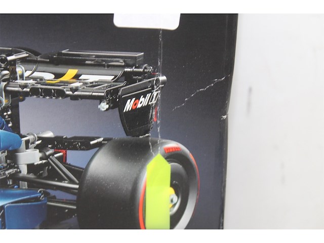 Lego technic oracle red bull racing rb20 f1 auto - afbeelding 6 van  6