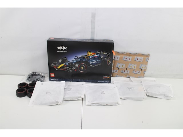 Legotechnic oracle red bull racing rb20 f1 auto f1 auto - afbeelding 5 van  6