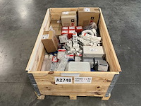 Legrand - partij elektra installatiemateriaal (41kg)