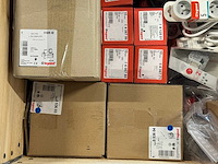 Legrand - partij elektra installatiemateriaal (41kg) - afbeelding 5 van  10