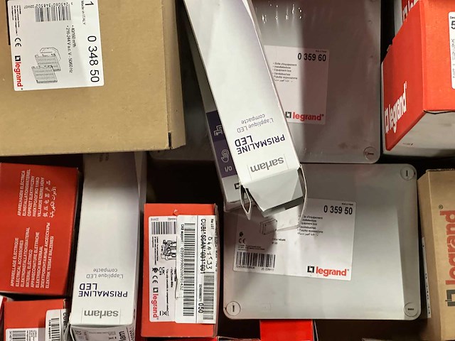 Legrand - partij elektra installatiemateriaal - afbeelding 13 van  13