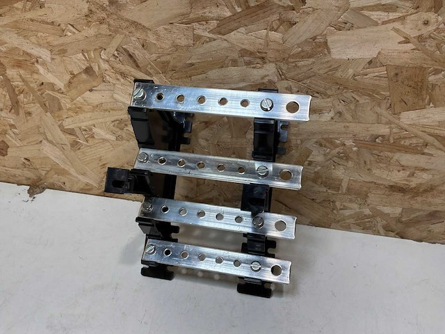 Legrand lexic 4p 250a stroomverdeler (6x) - afbeelding 7 van  10