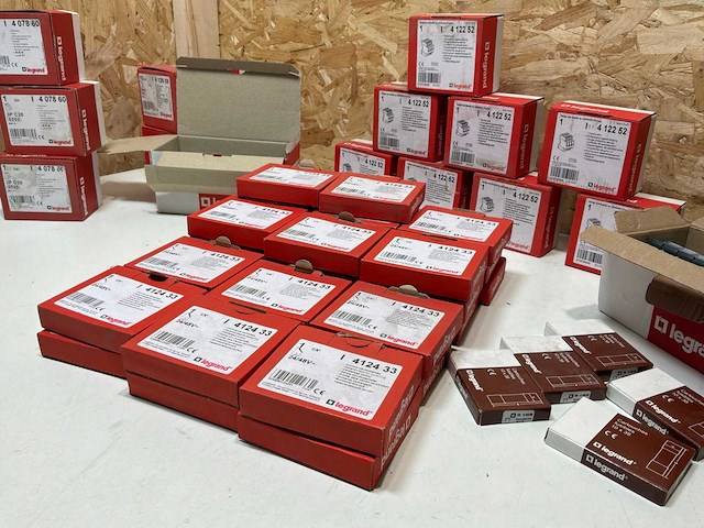 Legrand partij overige installatie materialen (94x) - afbeelding 11 van  12