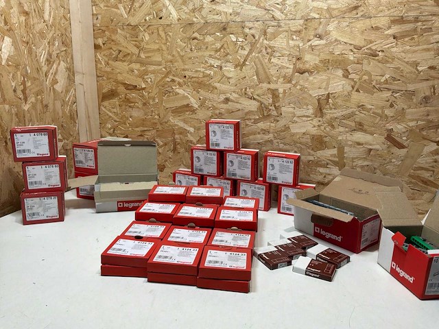 Legrand partij overige installatie materialen (94x) - afbeelding 12 van  12
