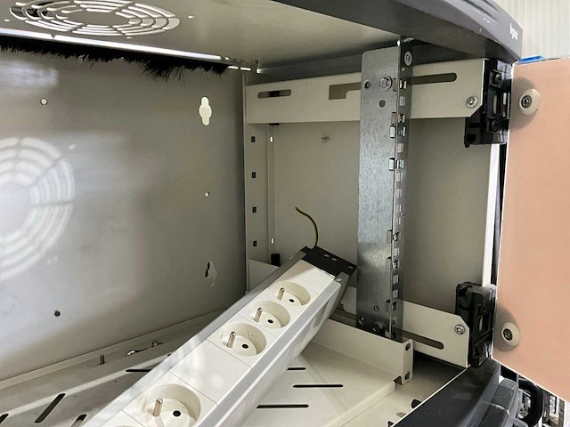 Legrand patchkast (12x) - afbeelding 1 van  3