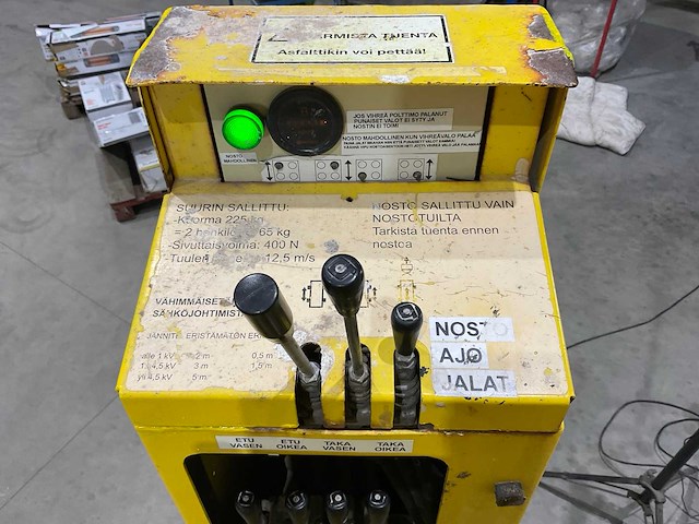 Leguan - 2008 - 80sx - hoogwerker ruw terrein met aanhanger - afbeelding 10 van  41