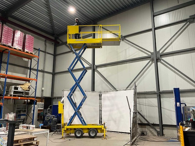 Leguan - 2008 - 80sx - hoogwerker ruw terrein met aanhanger - afbeelding 23 van  41