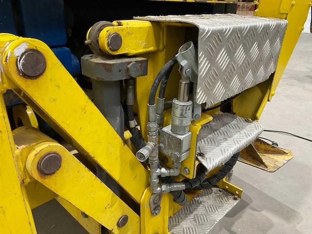 Leguan - 2008 - 80sx - hoogwerker ruw terrein met aanhanger - afbeelding 41 van  41