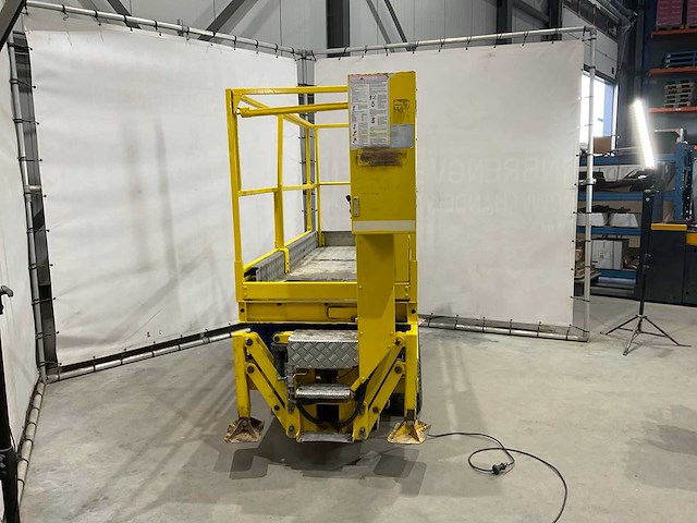 Leguan - 2008 - 80sx - hoogwerker ruw terrein - afbeelding 25 van  28