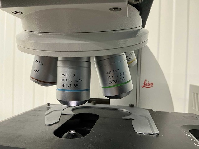 Leica - dm6000b - fluorescence microscope - afbeelding 7 van  11