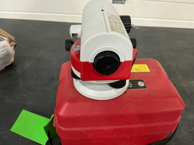 Leica na720 theodoliet - afbeelding 4 van  4