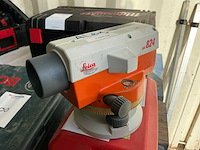 Leica nivelleringsapparaat - afbeelding 1 van  3