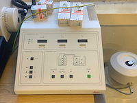 Leica reichert ultracut uct microscoop opstelling - afbeelding 4 van  7