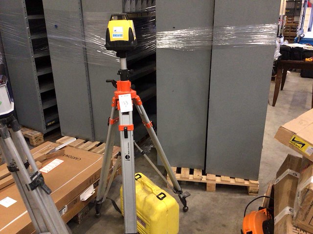 Leica rugby 100 bouwlaser - afbeelding 1 van  3