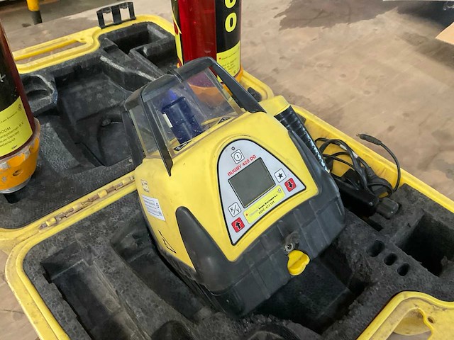 Leica rugby 420 dg afschotlaser - afbeelding 4 van  7