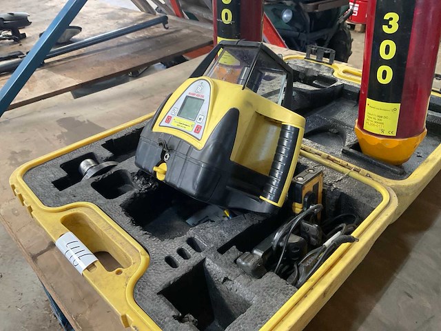 Leica rugby 420 dg afschotlaser - afbeelding 5 van  7