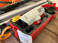 Leica waterpasinstrument - afbeelding 1 van  3