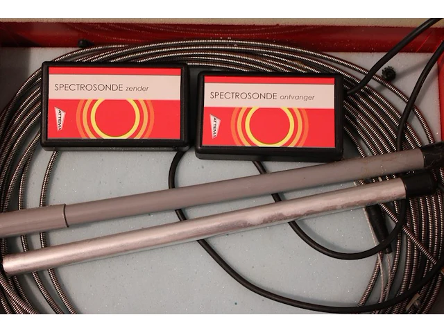Leidingzoekerset attema in metalen koffer. - afbeelding 2 van  3