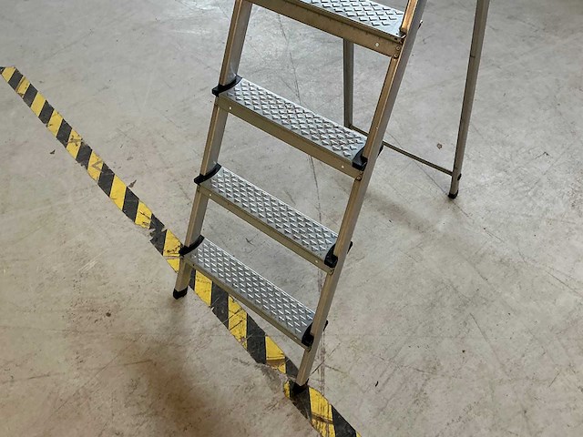 Leifheit - uitzettrap - afbeelding 2 van  3