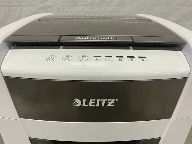 Leitz autofeed p4 papier shredder - afbeelding 5 van  7
