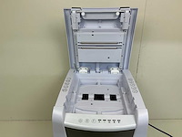 Leitz iq autofeed small office 100 p4 papierversnipperaar - afbeelding 3 van  9
