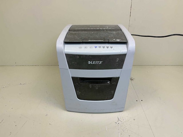 Leitz iq autofeed small office 50 p4 papierversnipperaar - afbeelding 1 van  9