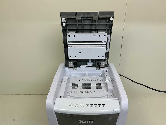 Leitz iq autofeed small office 50 p4 papierversnipperaar - afbeelding 3 van  9