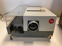 Leitz wetzlar pradolux vintage diaprojector - afbeelding 4 van  7