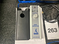 Lek-detector & temperatuur-/luchtsnelheidsmeter - afbeelding 2 van  6