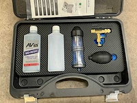 Lekkagetester en remontluchter-sleutelset - afbeelding 5 van  6