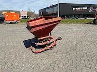 Lely - kunstmeststrooier - afbeelding 1 van  9