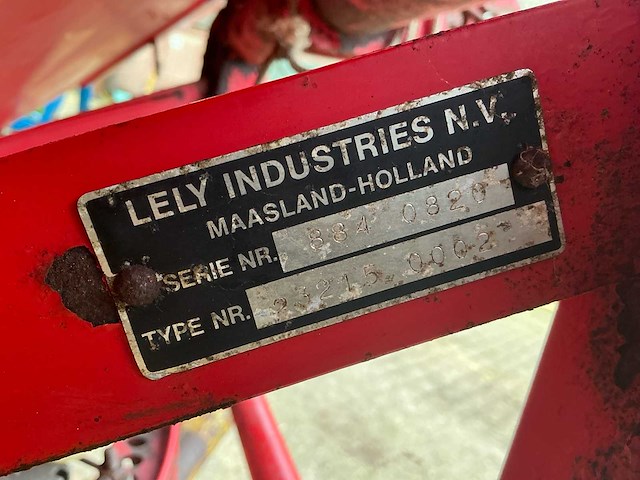 Lely 1500/23215-00-2 akker- en graslandbemester/kunstmeststrooier - afbeelding 5 van  13